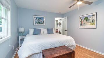 3 habitaciones, tabla de planchar con plancha, wifi y ropa de cama