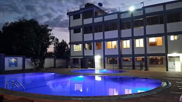 Alberca al aire libre