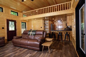 Smart TV - Hillside Hideaway - Lakefront Cabin (Crockett)