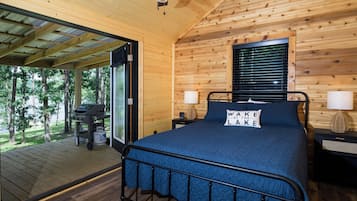 3 bedrooms, travel crib, free WiFi, bed sheets
