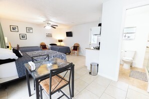 1 quarto, ferros/tábuas de passar roupa, Wi-Fi, roupa de cama