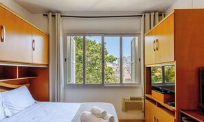 Apartment | 1 bedroom - Comfortable ap 800 m From Redencao Park Eba0401 (Porto Alegre)