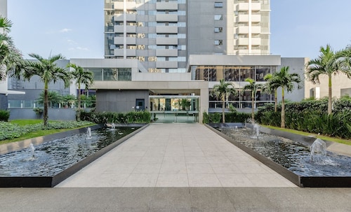 Apto c\/ Churrasqueira e Garagem POA GPL1305