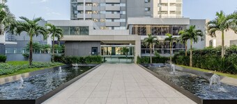 Apto c\/ Churrasqueira e Garagem POA GPL1305