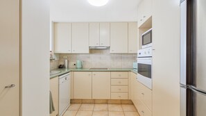 Fridge, microwave, oven, stovetop
