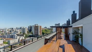 Basic Apartment | Terrace/patio