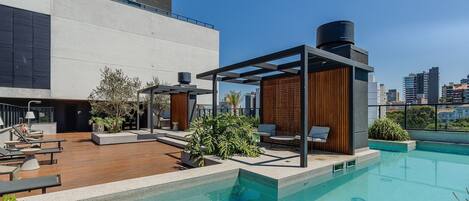 Basic Apartment | Pool