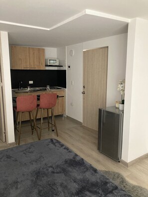 1 chambre, fer et planche à repasser, accès Internet, draps fournis