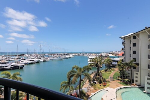 Mantra Apartment Hervey Bay