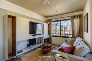 基本公寓 | 起居區