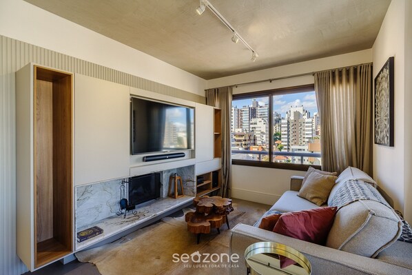 基本公寓 | 起居區