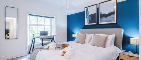 Bügeleisen/Bügelbrett, kostenloses WLAN, Bettwäsche