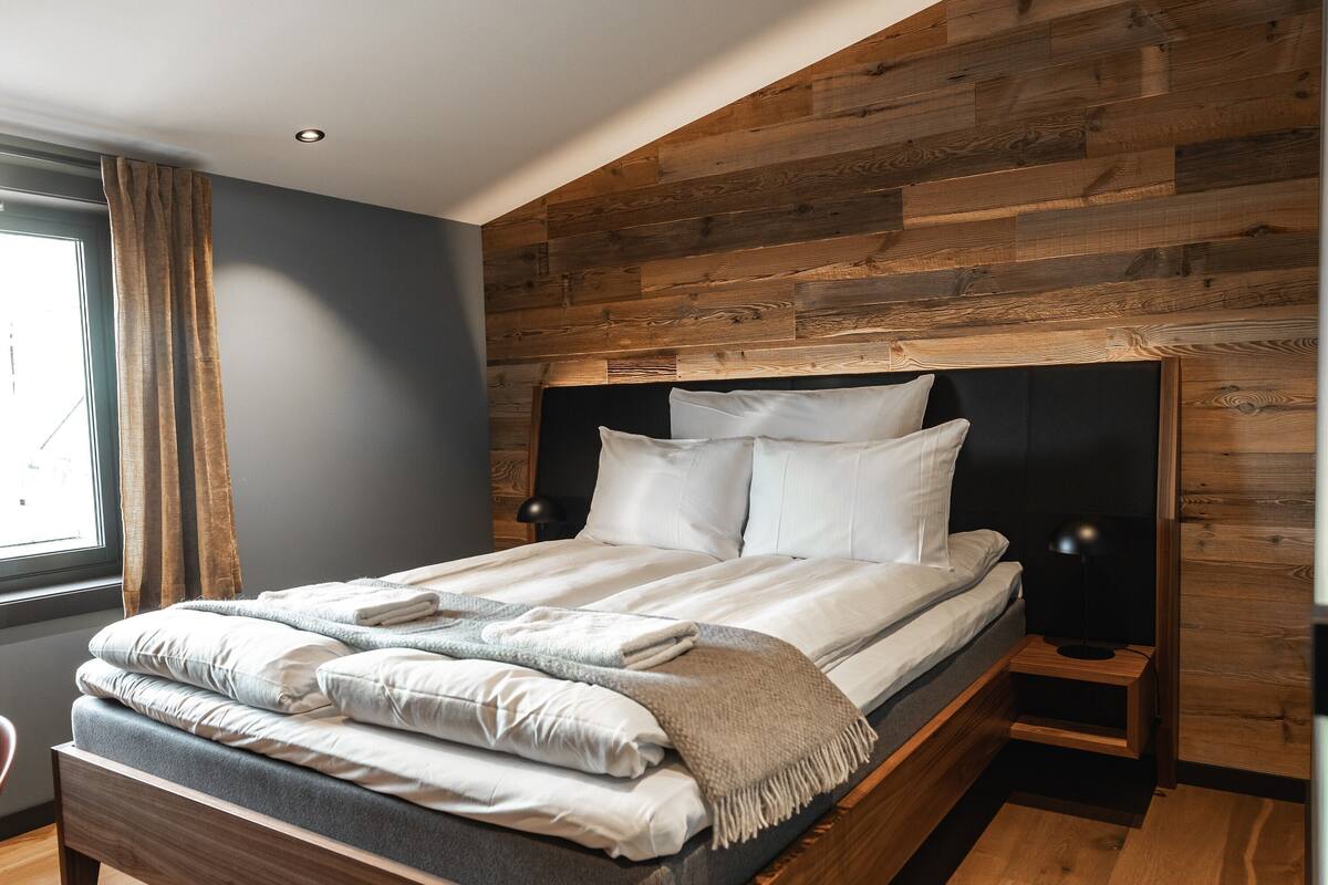 Festvaagtind | Desk, laptop workspace, WiFi (free), bed sheets