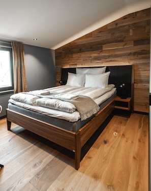 Festvaagtind | Desk, laptop workspace, free WiFi, bed sheets