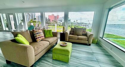 Orange Bay Retreat - Amazing View
