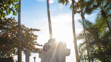 Een verwarmd zwembad