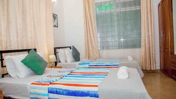 Twin Room | Premium bedding, desk, laptop workspace, free WiFi
