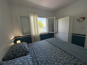 2 soverom, strykejern/-brett, wi-fi og sengetøy