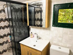 Comfort Villa, Garden View | Bathroom