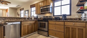 Elegant 3BR Condo in Pacifico Perfect for Families