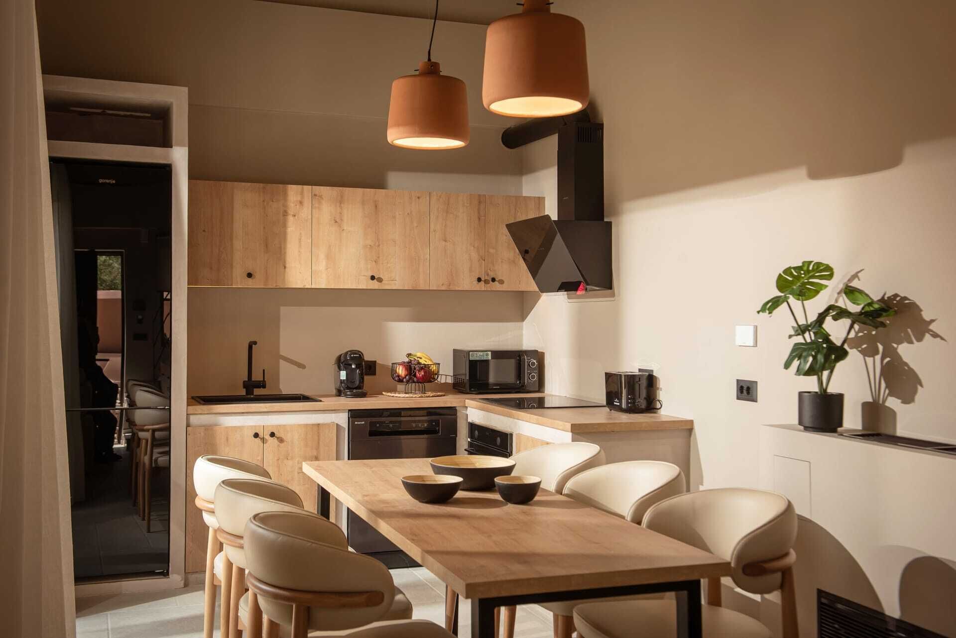 Oven, dishwasher, toaster