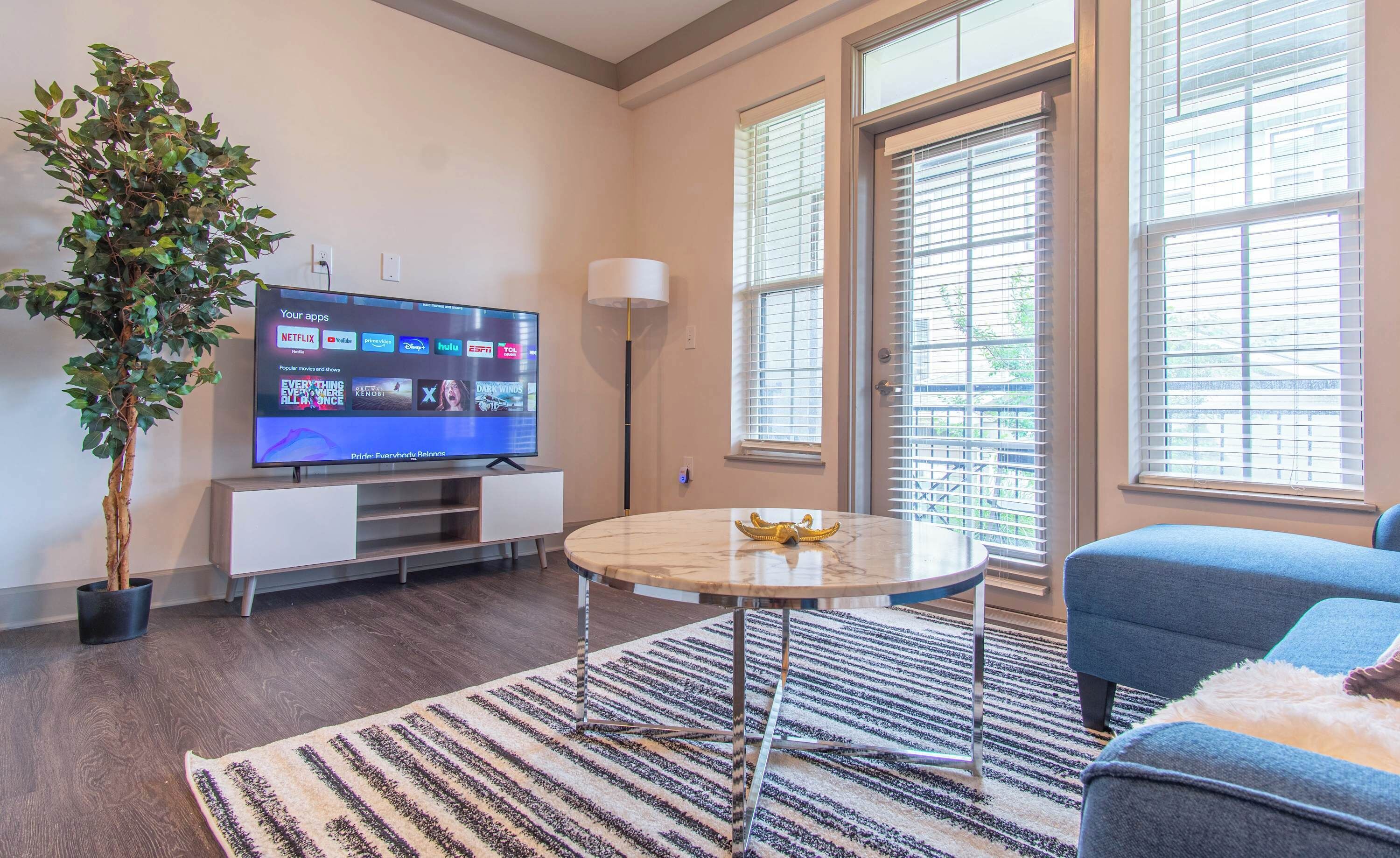 Télévision, espaces bureaux