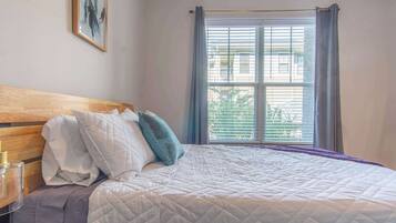 1 habitación, tabla de planchar con plancha, wifi y ropa de cama