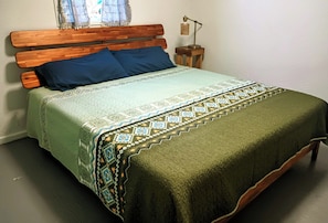 2 bedrooms, desk, free WiFi, bed sheets