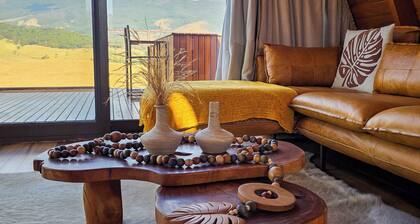Luxury Cabin in the Mountains - Lavender Cabin