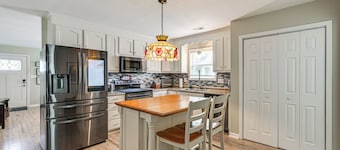 < 1 Mi to River & Downtown Belmont: Cozy Cottage
