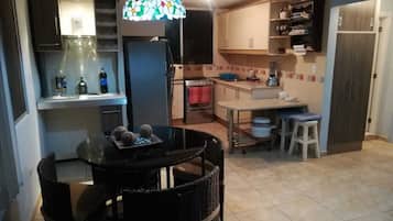 Micro-ondas, fogão, cooktop
