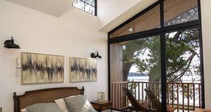 House Puerto Varas in front of Llanquihue Lake