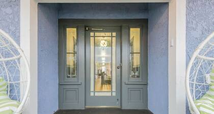 Broadway 10 -Affordable Private Studio