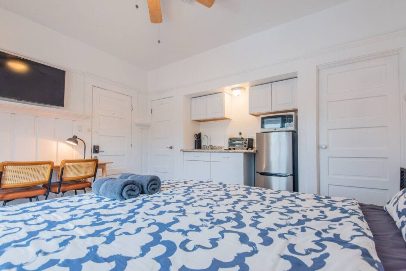 1 bedroom, iron/ironing board, WiFi, bed sheets