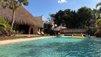 Alberca al aire libre