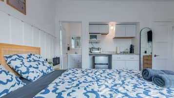 1 多间卧室、办公桌、熨斗/熨衣板、WiFi