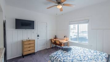 1 Schlafzimmer, Schreibtisch, Bügeleisen/Bügelbrett, WLAN