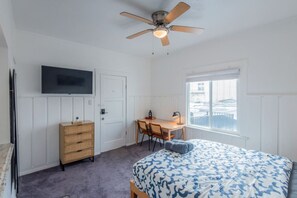 1 bedroom, desk, iron/ironing board, WiFi