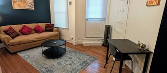East Side 1BR w/Parking