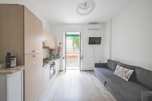 Smart TV - Cozy and comfortable apartment just a stone's throw from St. Peter's Square (Roma)