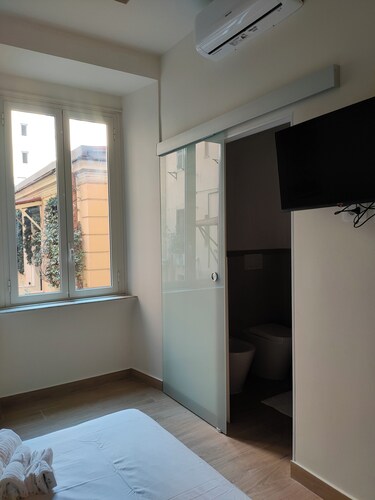 A STONE'S THROW FROM SAN PIETRO AWAITS YOU IGG