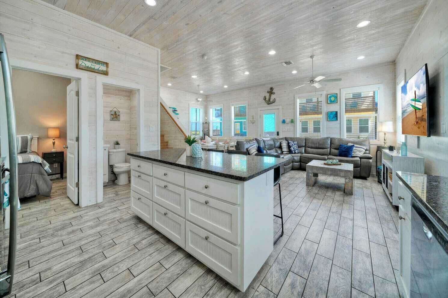 House (Multiple Bedrooms) | Interior