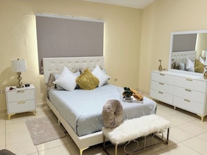 3 bedrooms, iron/ironing board, free WiFi, bed sheets