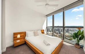 2 chambres, fer et planche à repasser, Wi-Fi, draps fournis