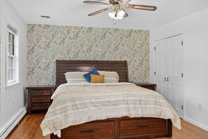 3 عدّة غرف نوم ومكتب وواي فاي وملاءات أسرّة