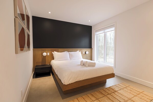4 bedrooms, WiFi, bed sheets