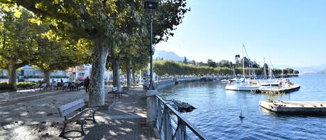 المنطقة المحيطة بالمنشأة