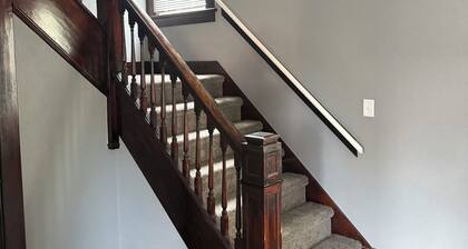 Newly Renovated Spacious Home! Minutes from cedar point and downtown Sandusky!