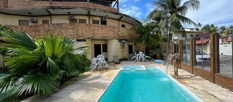 法兰西绿洲旅馆