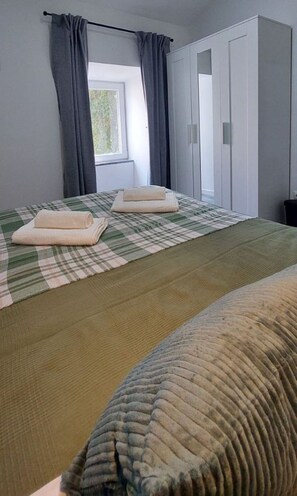 1 bedroom, iron/ironing board, free WiFi, bed sheets